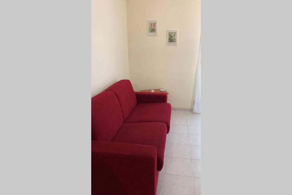 Casa Vacanze, A Due Passi Da Taormina เลโตยานนี ภายนอก รูปภาพ